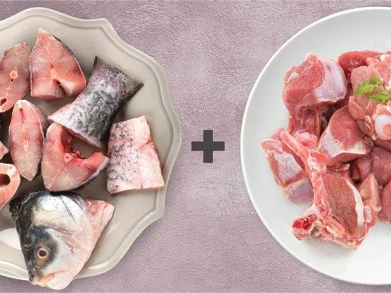 Combo-7 (500g Premium Tender Mutton Curry Cut + 1Kg Rui Fish Curry Cut With Head Pieces)